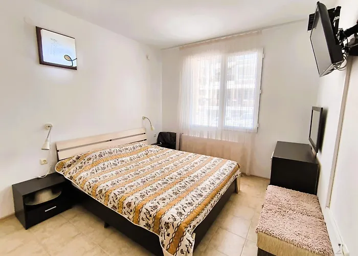 Apartment Dom-el Real 4 -