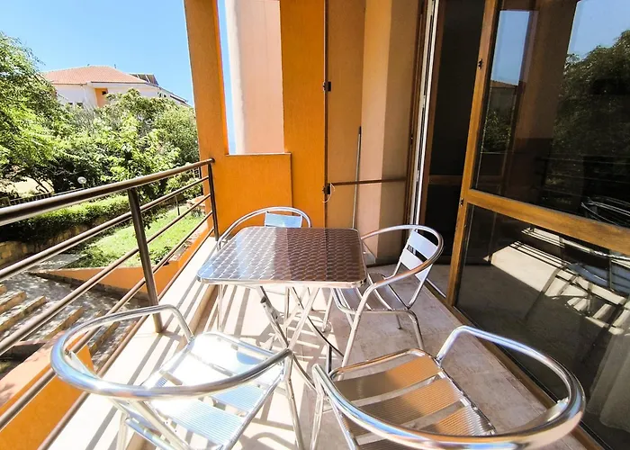 Dom-el Real 4 - Sweti Wlas