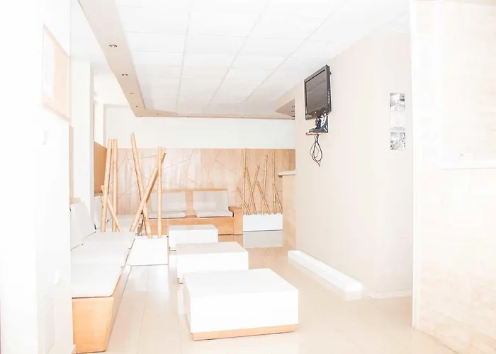 Apartment Dom-el Real 4 - *