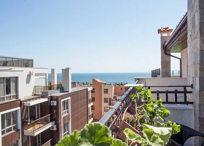 Apartment Dom-el Real 4 -