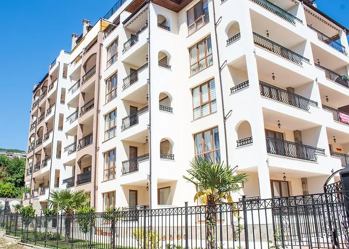 Dom-el Real 4 - Apartment