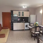 Appartement Dom-el Real 4 - *