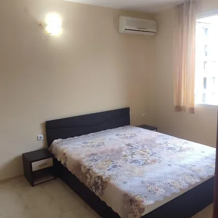 Dom-el Real 4 - Apartment *