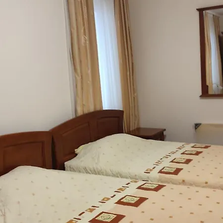 Apartment Dom-el Real 4 -