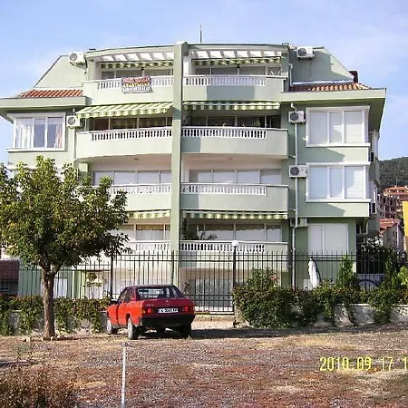 Dom-el Real 4 - Apartment *
