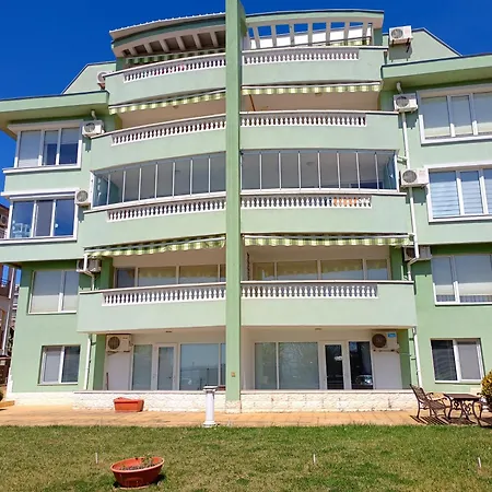 Apartment Dom-el Real 4 - *