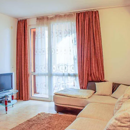 Dom-el Real 4 - Apartment