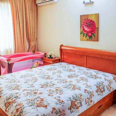 Dom-el Real 4 - Apartment