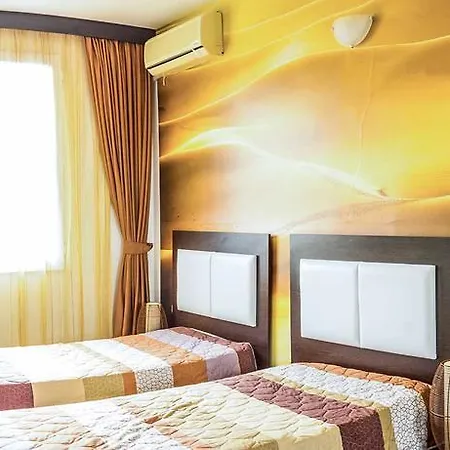 Dom-el Real 4 - Apartment