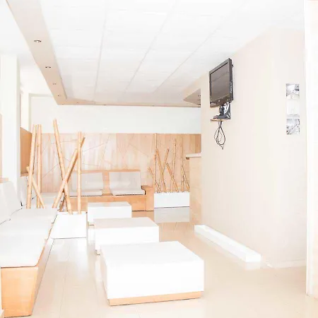 Apartment Dom-el Real 4 - *