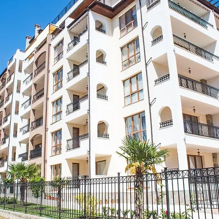 Dom-el Real 4 - Apartment