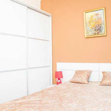 Dom-el Real 4 - Apartment *