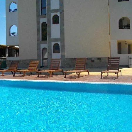 Dom-el Real 4 - Apartment *